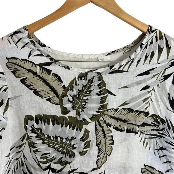 C&C California 100% Linen Blouse Olive Green Leaves Tropical Short Sleeves Top - Picture 3 of 7